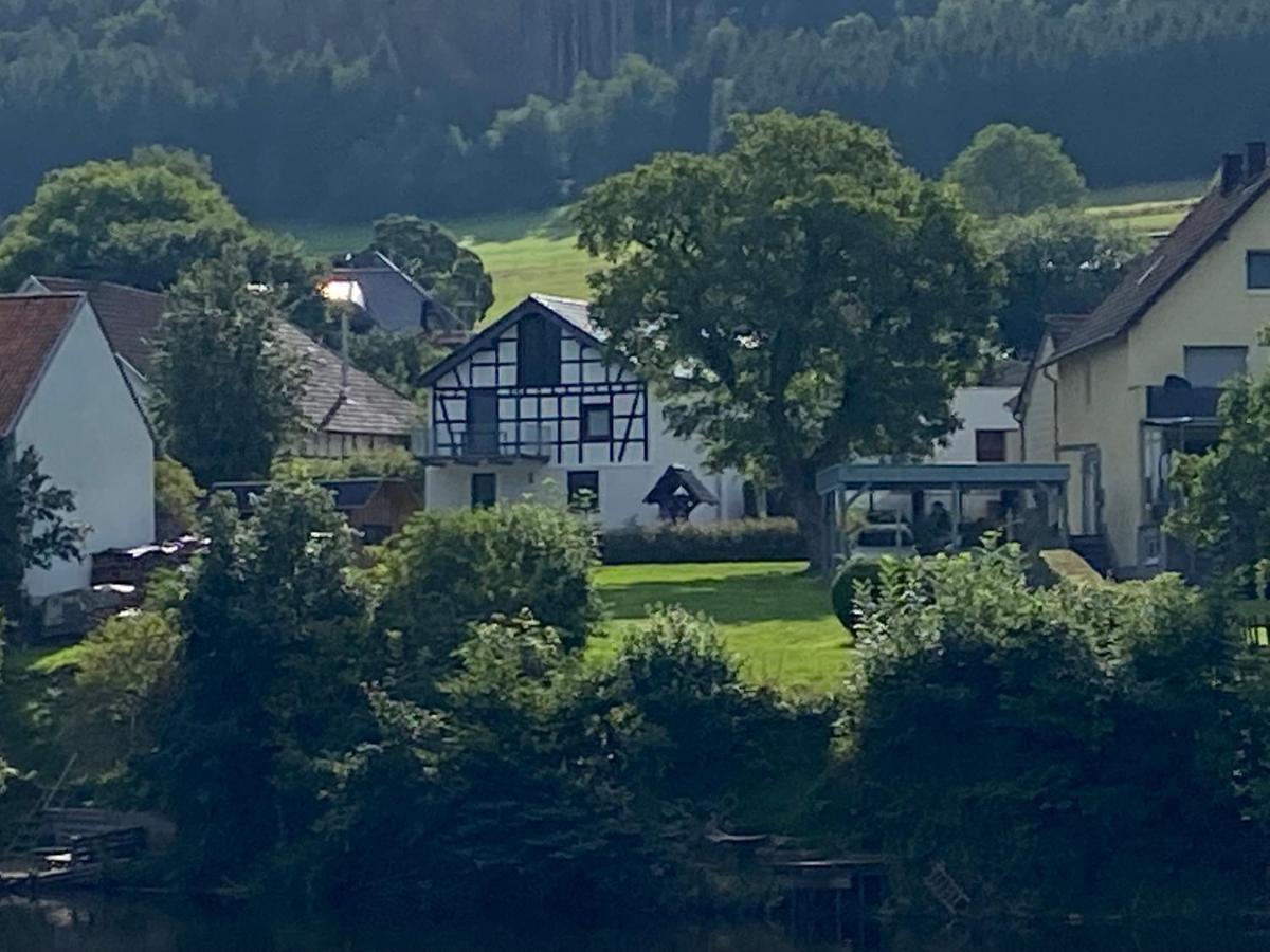 Exklusive, Kernsanierte Ferienwohnung Am Rursee ジンメラート エクステリア 写真